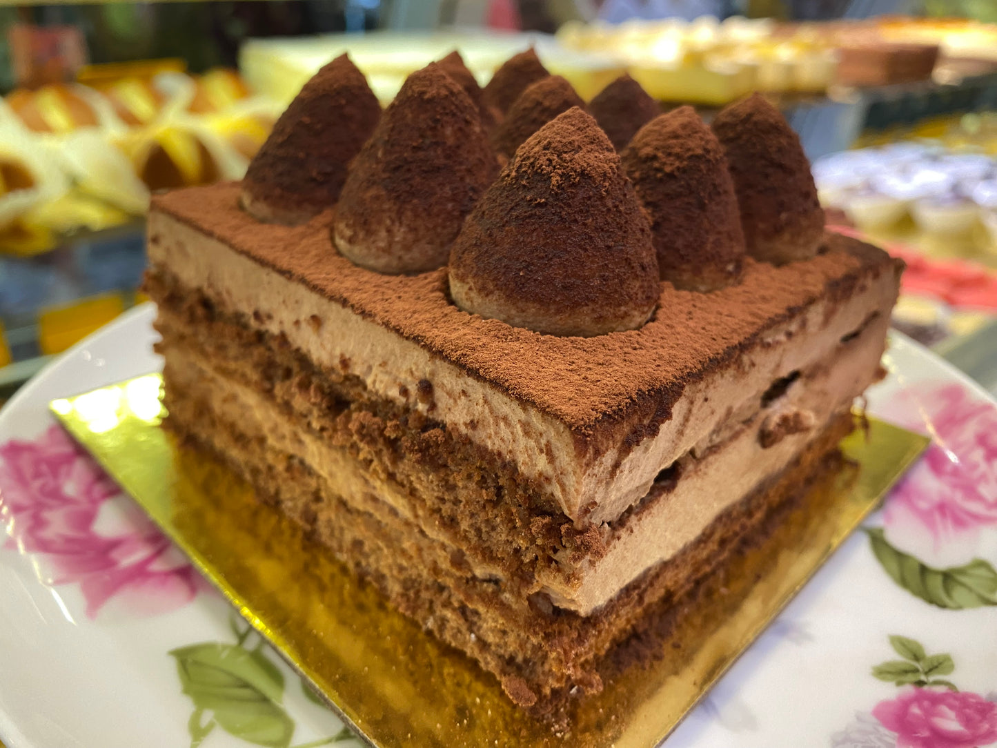 Tiramisu Cake