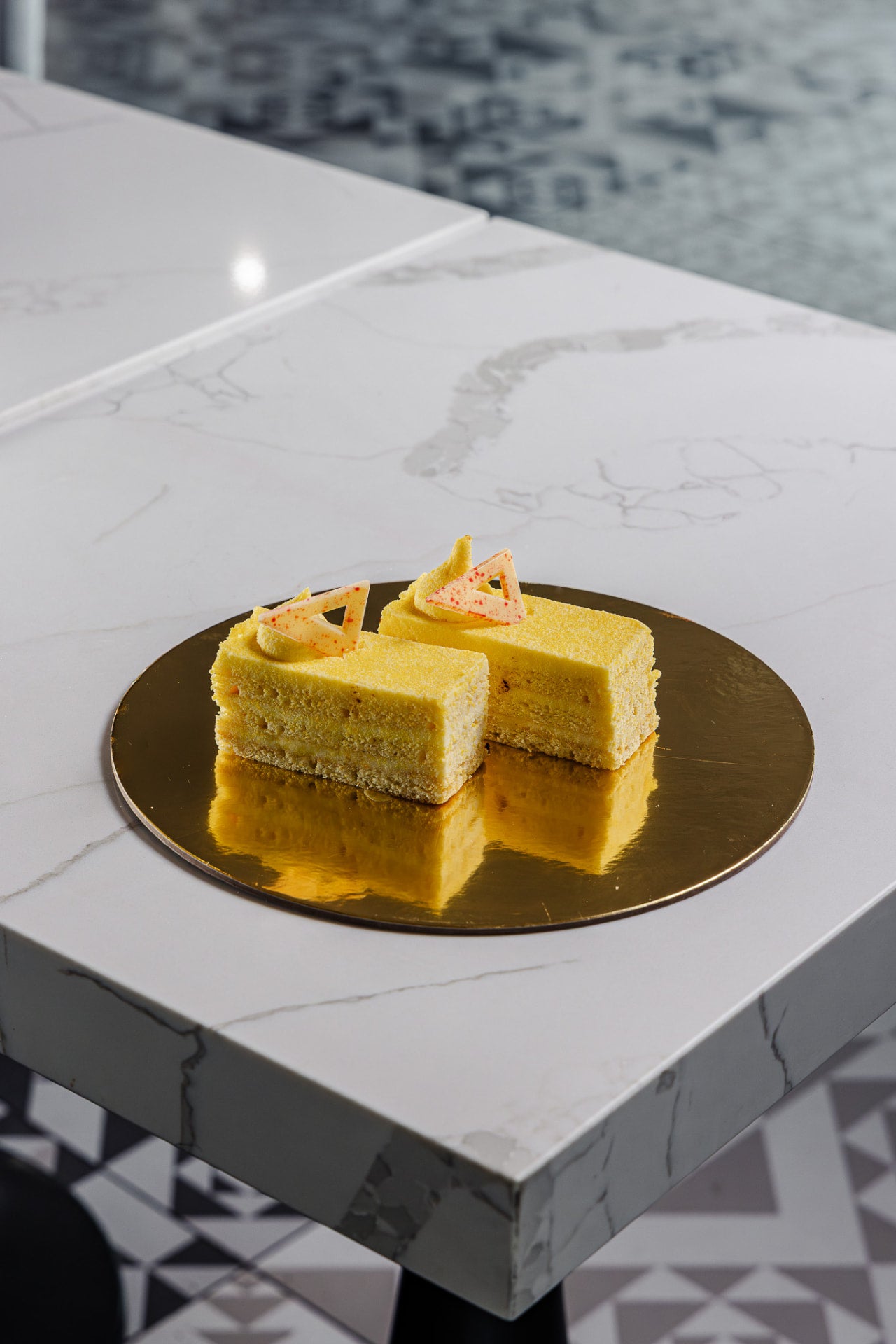 Lemon velvet slice